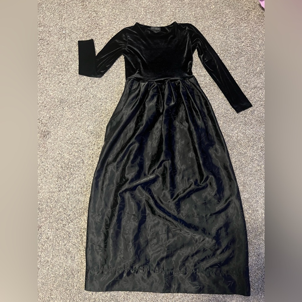 Vintage 90s Black Velvet and Silk Whimsigoth Ball Gown